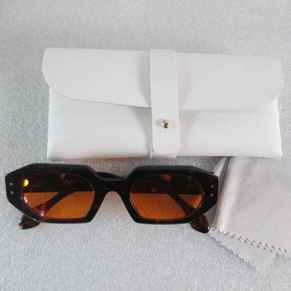 "MOLLY" TORTOISE GEOMETRIC SUNGLASSES - Picture 14 of 14